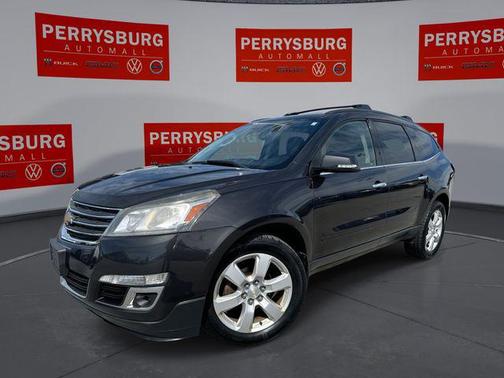 Tungsten Metallic 2016 Chevrolet Traverse 1LT