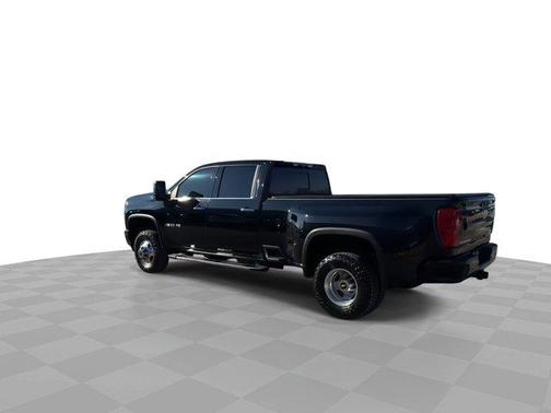 2023 Chevrolet Silverado 3500 High Country