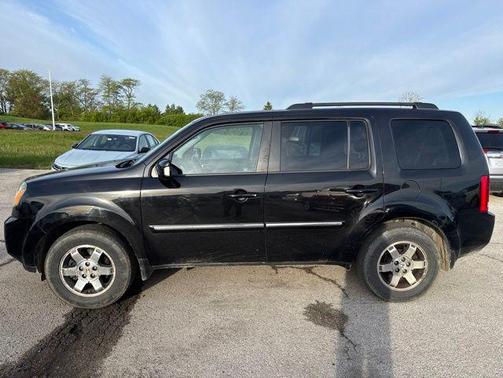 Crystal Black Pearl 2011 Honda Pilot Touring