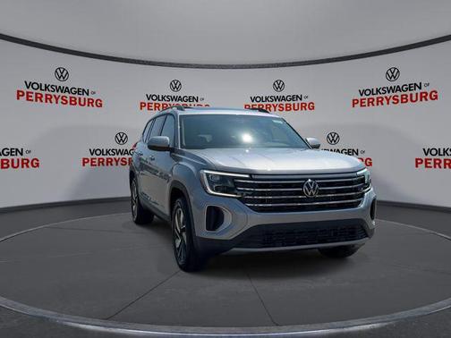 Silver Mist Metallic 2026 Volkswagen Atlas 2.0T SE w/Technology 4MOTION