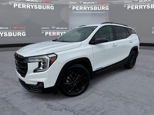 Summit White 2023 GMC Terrain SLT
