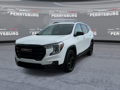 Summit White 2023 GMC Terrain SLT