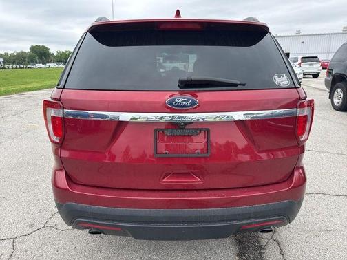 RUBY RED METALLIC TINTED CC 2017 Ford Explorer Base
