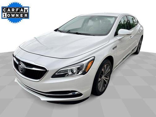 2017 Buick LaCrosse Essence