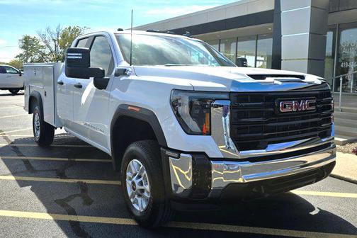 2025 GMC Sierra 2500 SLE