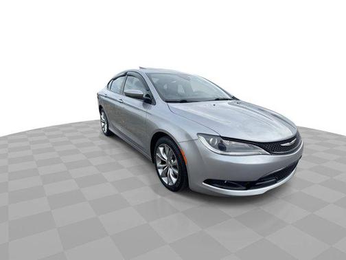 2016 Chrysler 200 S