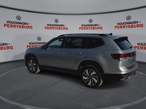 2026 Volkswagen Atlas 2.0T SE w/Technology 4MOTION