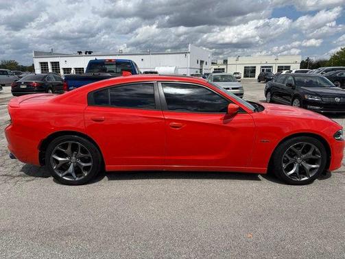 Go Mango 2016 Dodge Charger R/T