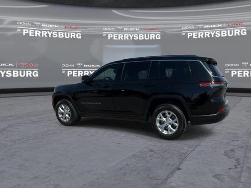 Diamond Black Crystal Pearlcoat 2023 Jeep Grand Cherokee L Limited