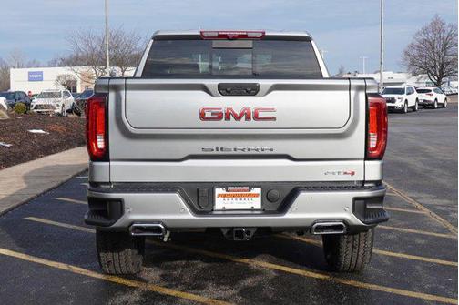2025 GMC Sierra 1500 AT4