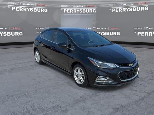 Black 2017 Chevrolet Cruze RS