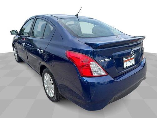 2018 Nissan Versa 1.6 SV