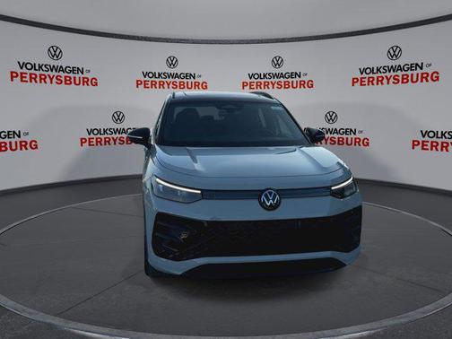 2026 Volkswagen Tiguan 2.0T SE R-Line Black 4MOTION