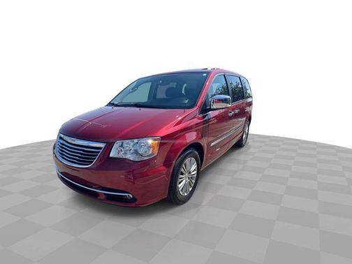 2016 Chrysler Town & Country Touring-L