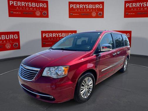 2016 Chrysler Town & Country Touring-L