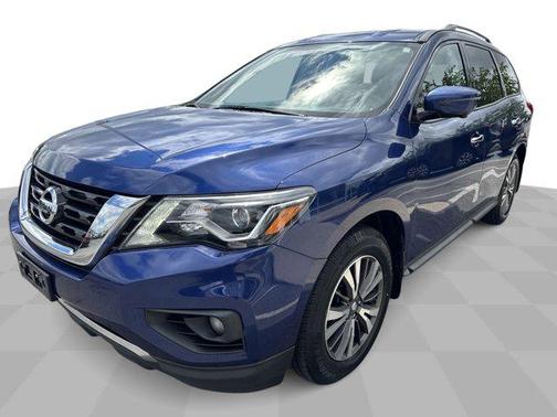 2017 Nissan Pathfinder SL