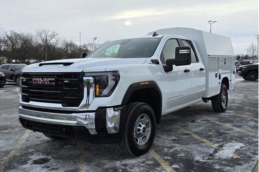 2025 GMC Sierra 2500 Base