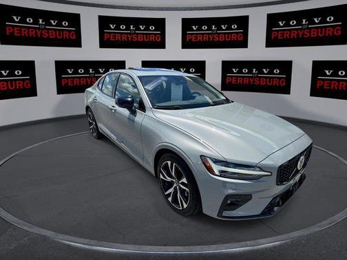 2025 Volvo S60 B5 Core
