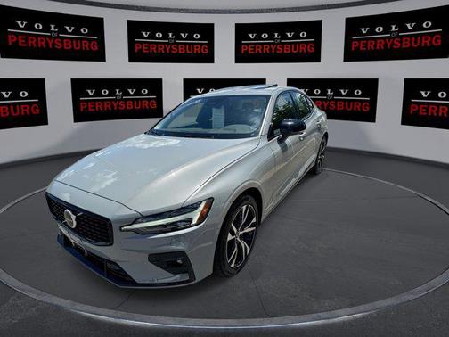 2025 Volvo S60 B5 Core