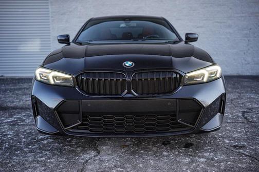 2023 BMW 330 xDrive