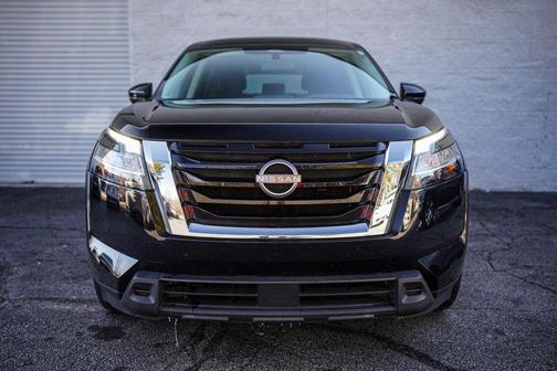 2022 Nissan Pathfinder S 2WD