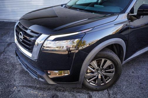 2022 Nissan Pathfinder S 2WD