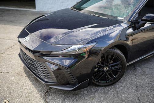 Midnight Black Metallic 2025 Toyota Camry SE