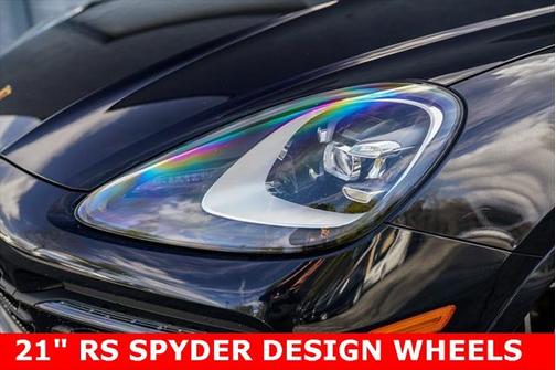 2022 Porsche Cayenne Base