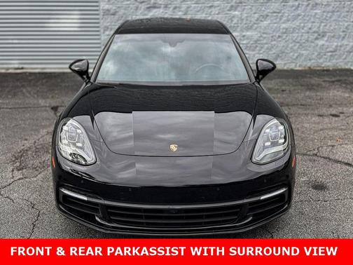 2018 Porsche Panamera 4