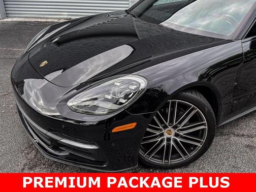 2018 Porsche Panamera 4