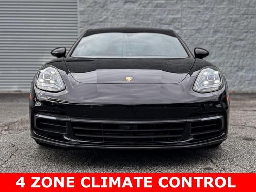 2018 Porsche Panamera 4