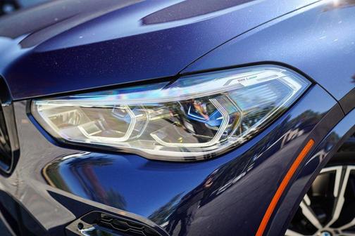 2022 BMW X5 M50i