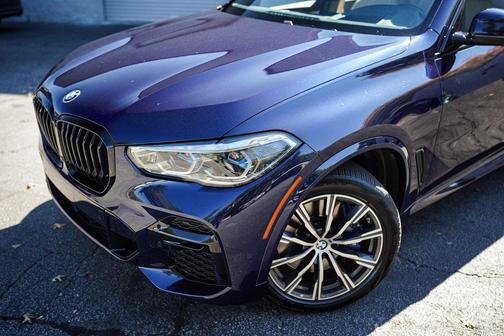 2022 BMW X5 M50i