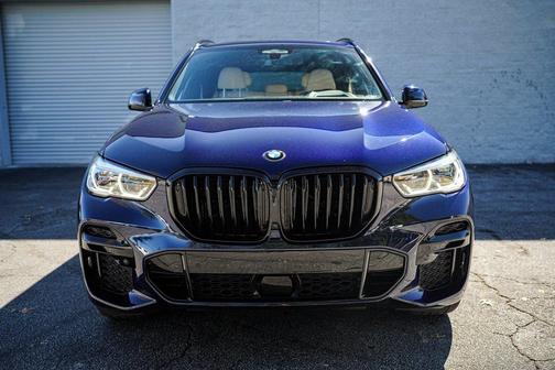 2022 BMW X5 M50i