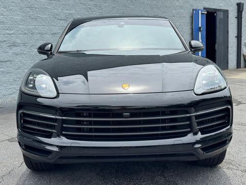 2023 Porsche Cayenne Platinum Edition