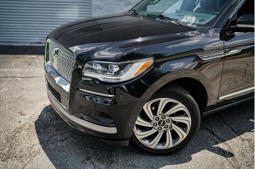 2023 Lincoln Navigator Reserve