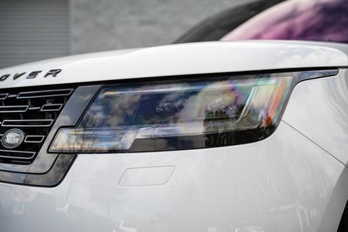 2023 Land Rover Range Rover P530 SE