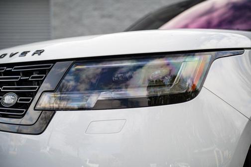 2023 Land Rover Range Rover P530 SE