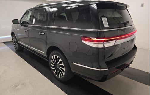 2022 Lincoln Navigator Black Label