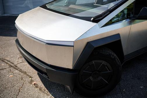 2025 Tesla Cybertruck All-Wheel Drive