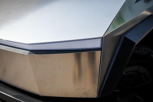 2025 Tesla Cybertruck All-Wheel Drive