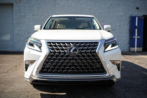 Starfire Pearl 2022 Lexus GX 460 Premium