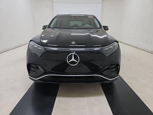 Black 2023 Mercedes-Benz EQS 580 4MATIC