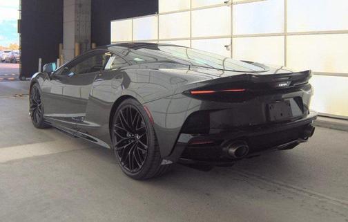 2021 McLaren GT Coupe