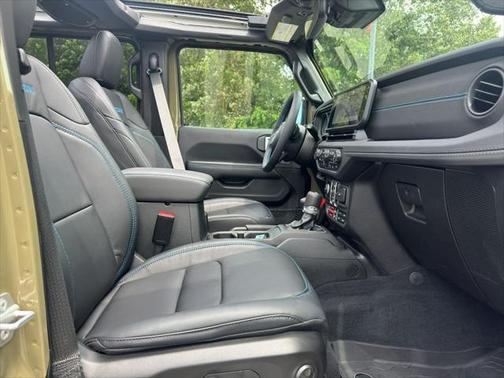 2025 Jeep Wrangler 4xe Rubicon X