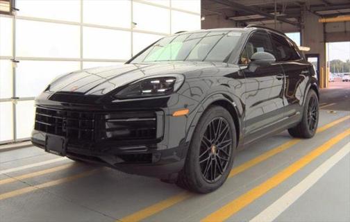 2024 Porsche Cayenne Base
