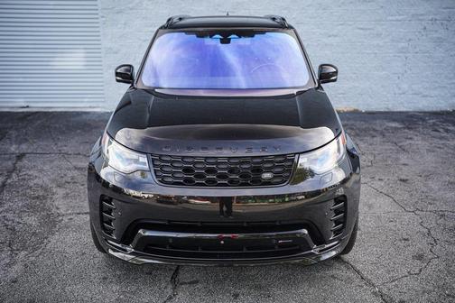 2023 Land Rover Discovery P300 S R-Dynamic