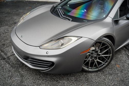 Black 2013 McLaren MP4-12C Base