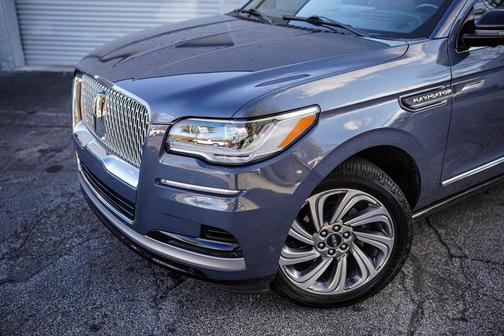 2023 Lincoln Navigator Reserve