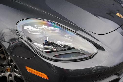 2022 Porsche Panamera Platinum Edition